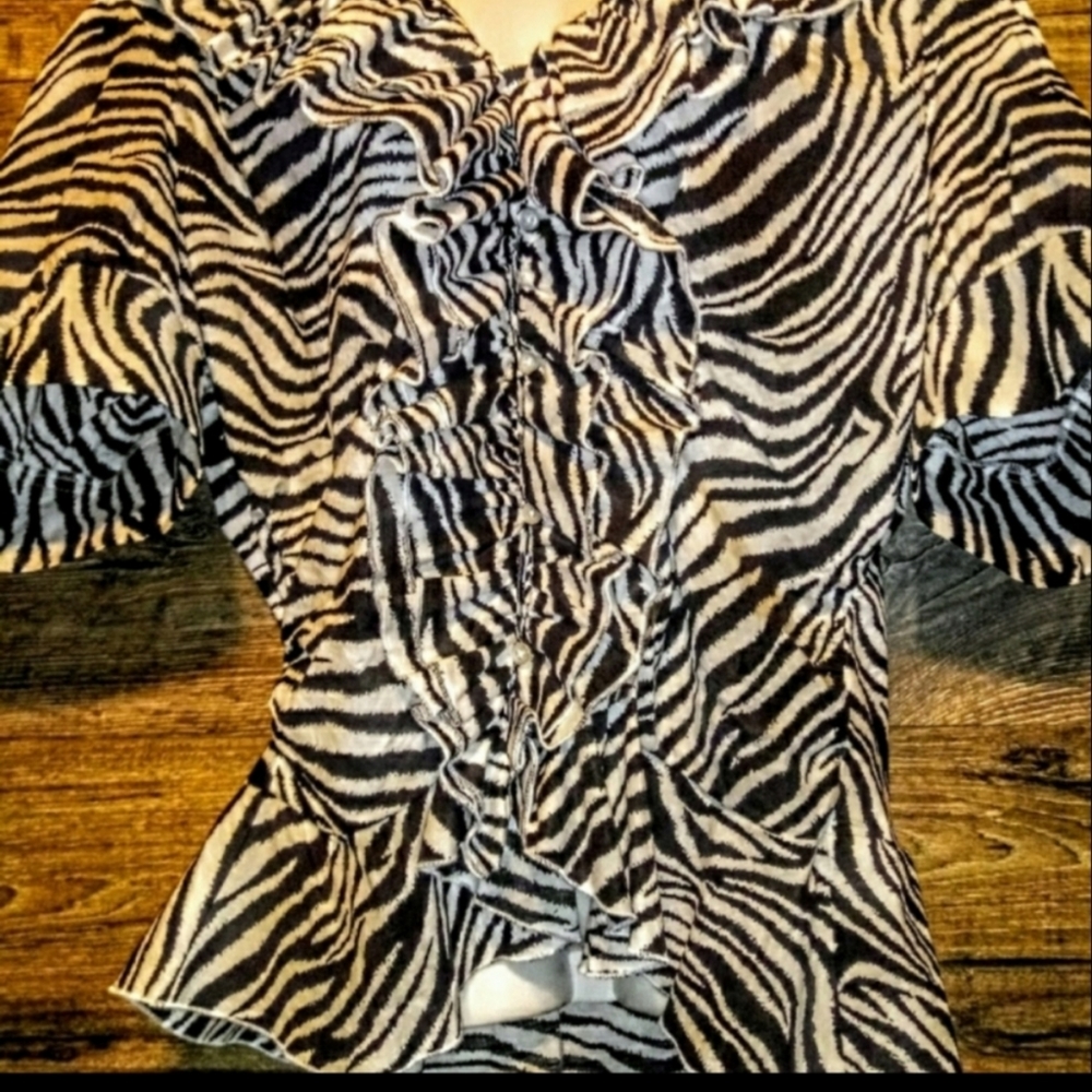 Metro Style Top Size 3X Animal Stripe Ruffle NWOT - Picture 5 of 10